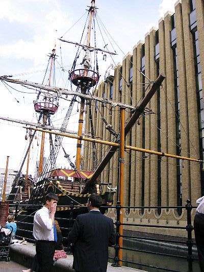 15GoldenHindreplica.jpg.jpg